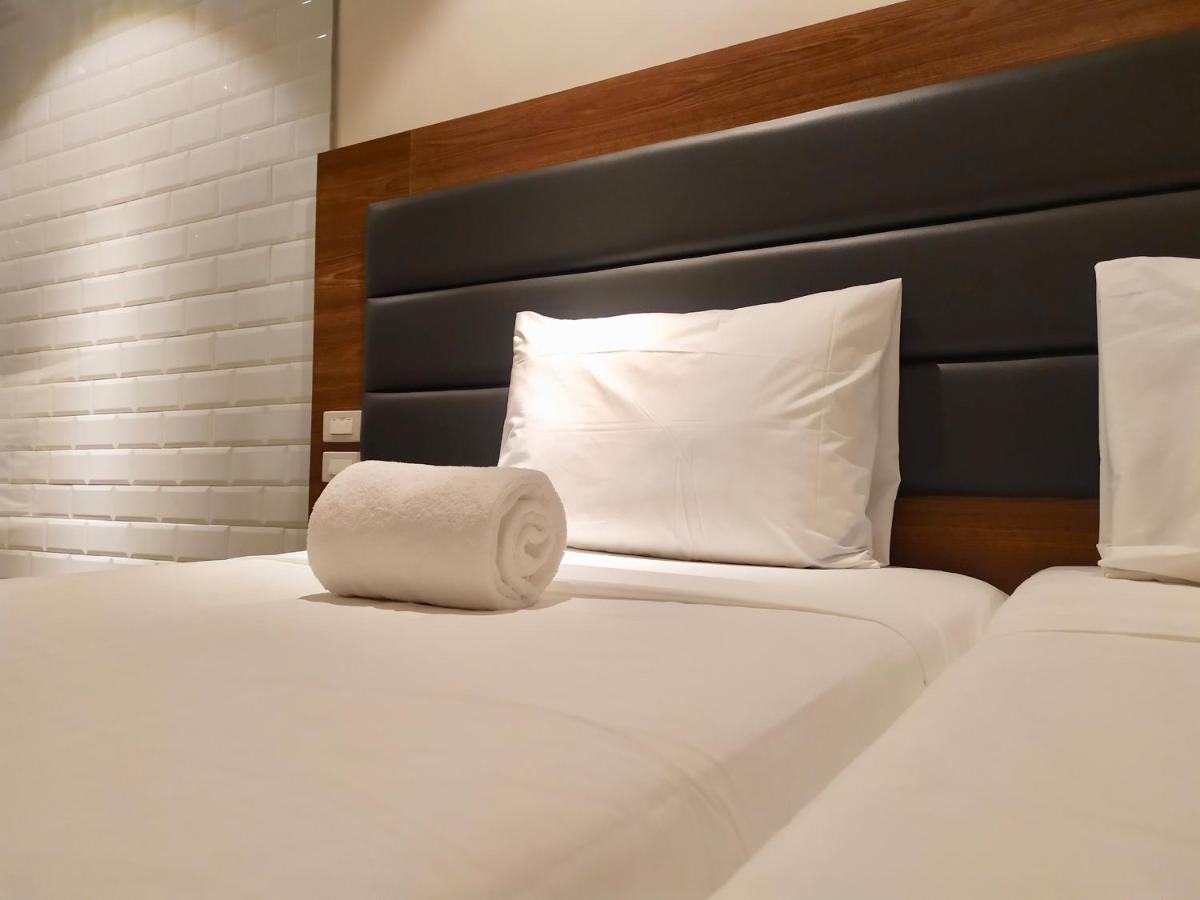 The Hub District Garden Suites Pasay Dış mekan fotoğraf